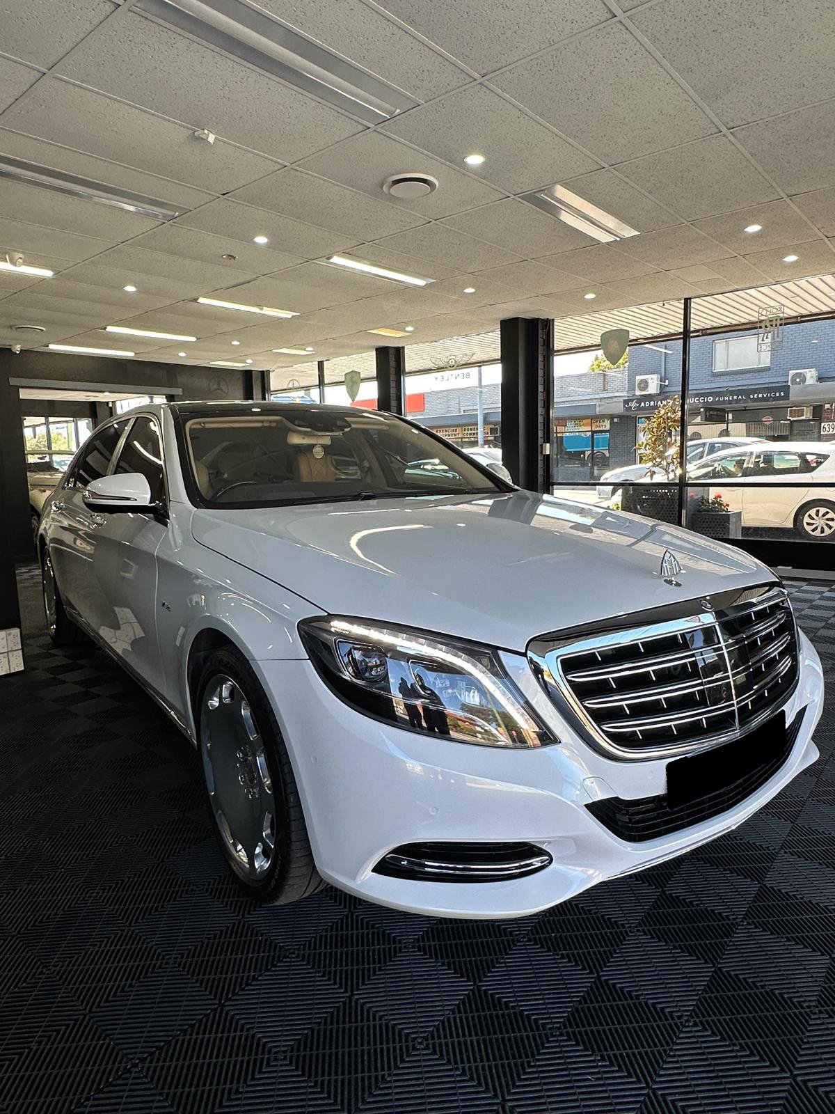 MERCEDES S Class – MAYBACH